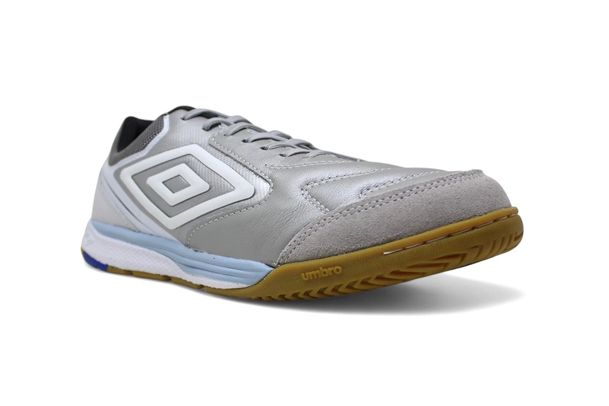 Tenis Futsal Umbro Beat - unissex - azul e preto