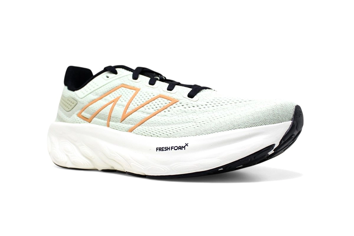 Tenis New Balance Fresh Foam X 1080v13 - feminino - verde limao