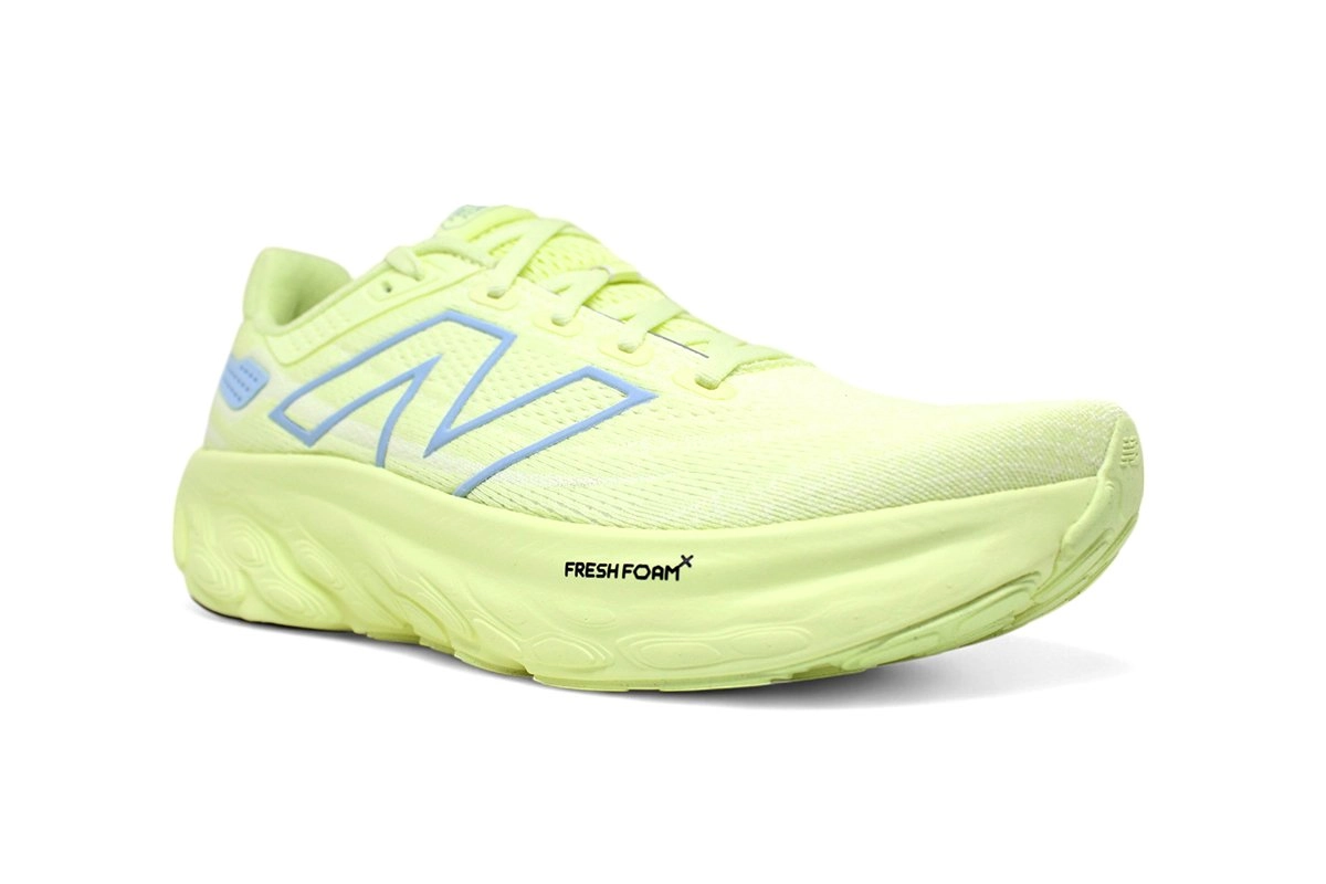 Tenis New Balance Fresh Foam X 1080v14 - feminino - lilas