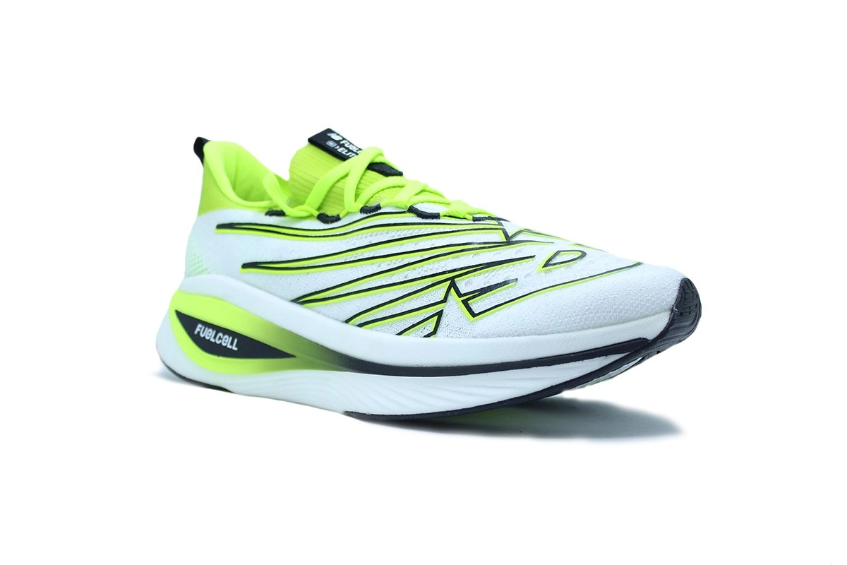 Tenis New Balance Hierro V7 - masculino - azul marinho