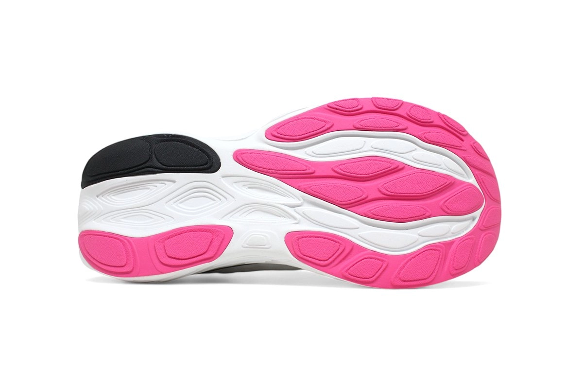 Tenis New Balance Rebel V4 - feminino - branco e laranja