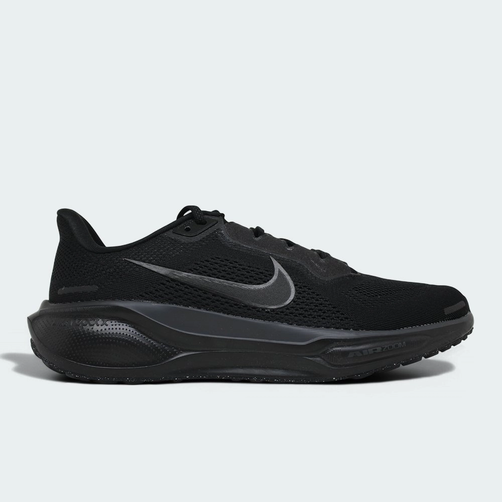 Tênis Nike Air Zoom Structure 24 - feminino - rosa claro e branco