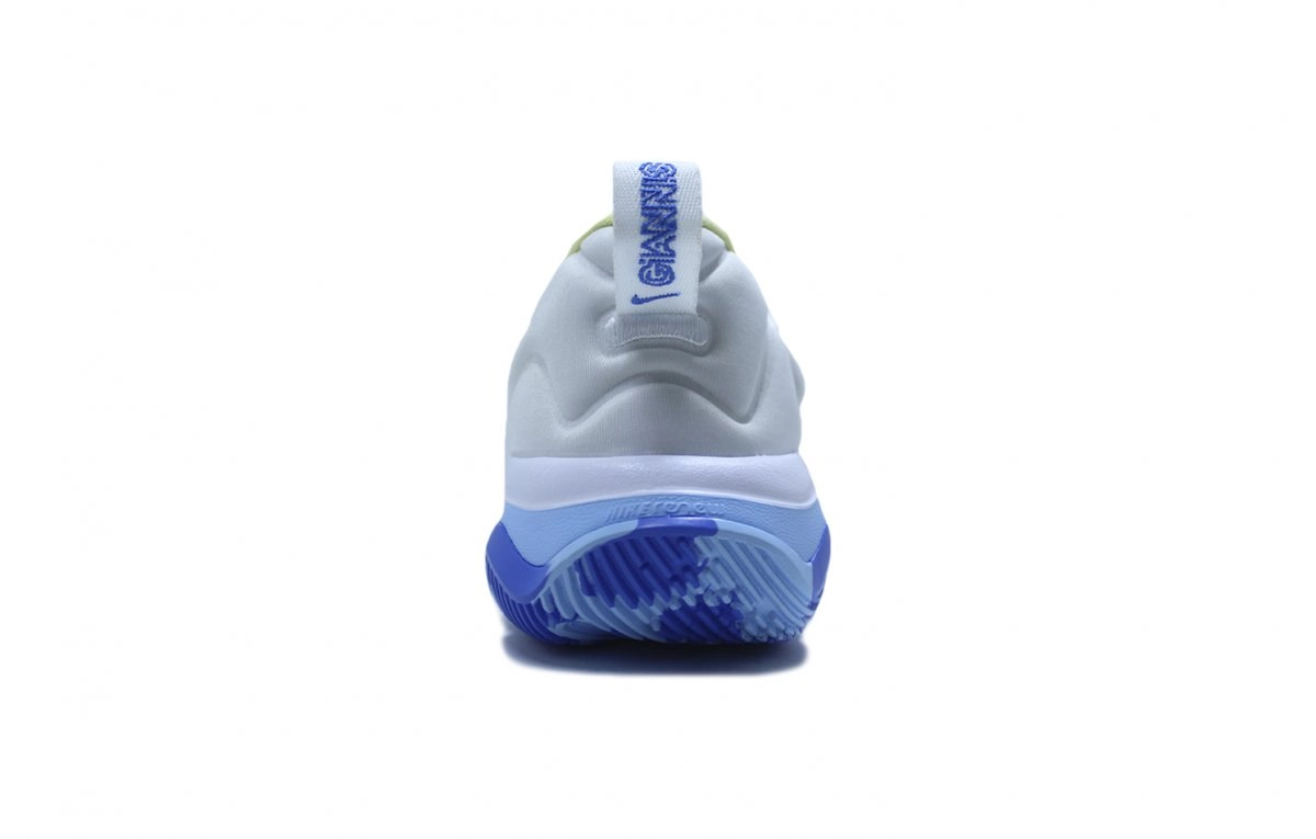 Tenis Nike Giannis Immortality 3 - masculino - branco e verde