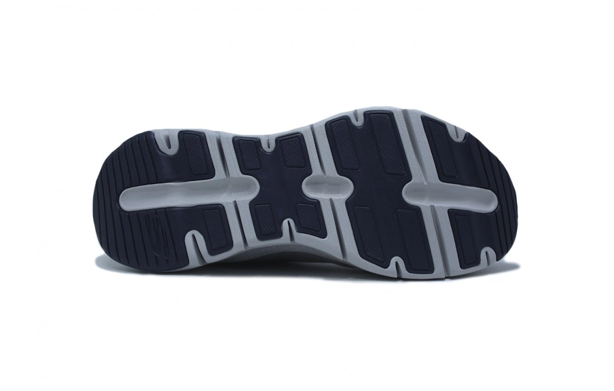 Tenis Skechers Arch Fit - masculino - preto