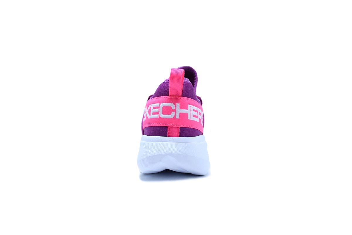 Tenis Skechers Go Run Fast Valor - masculino - branco