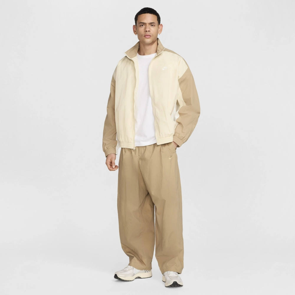 Jaqueta Nike Club Woven Oversized masculina bege marrom | Kenpo Sports