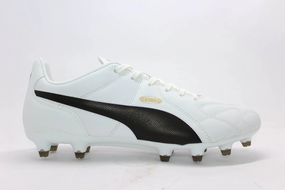 Chuteira campo Puma King FG BDP - unissex - branco e preto
